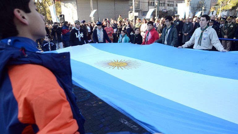 Pechi y Gutiérrez destacaron el camino a la Independencia argentina
