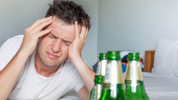 ¿Excesos en Navidad? Tips para desintoxicar el cuerpo y terminar con la resaca