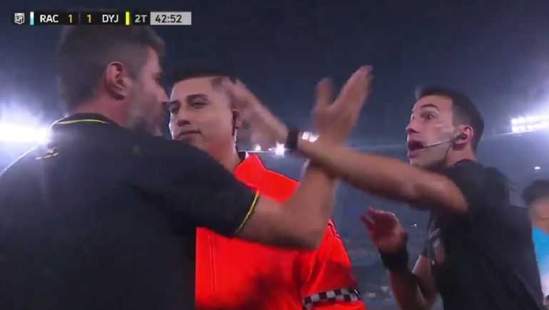 El escandaloso final de Racing vs Defensa: empujones y peleas