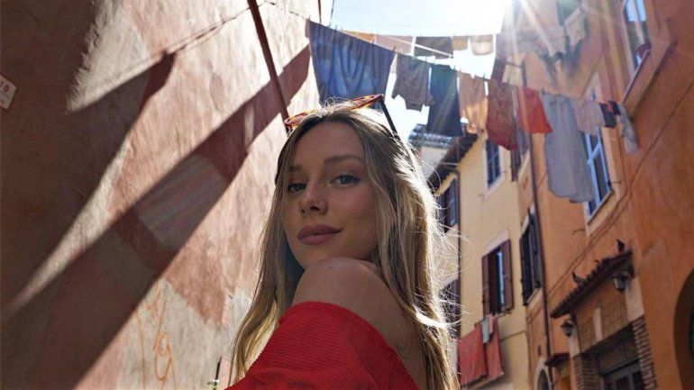 Ester Expósito ya no es recordada por su viaje a México