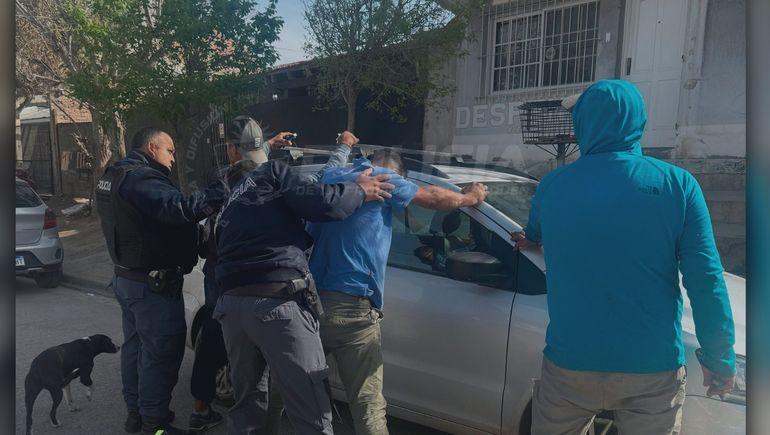 El aviso de una vecina permitió demorar a tres ladrones: cuál era el botín