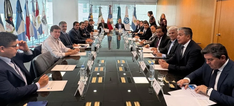 Reunión de gobernadores en el Consejo Federal de Inversiones (CFI). Reunión de gobernadores en el Consejo Federal de Inversiones (CFI).