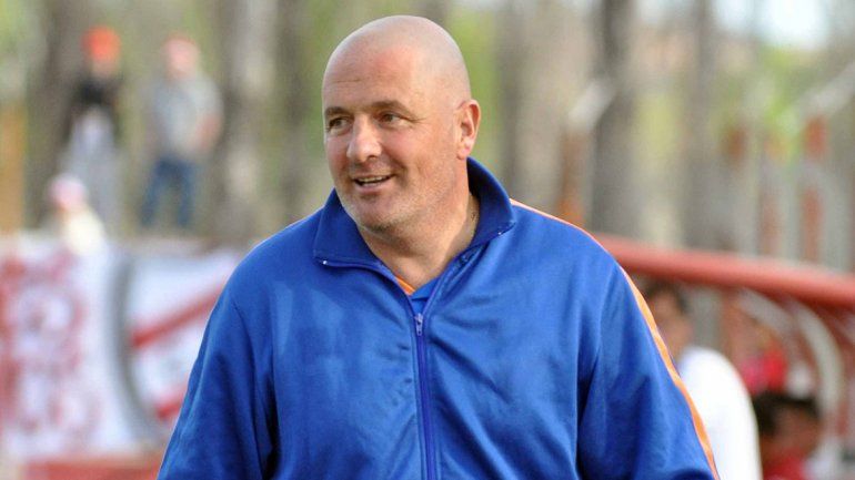 Sigue el escándalo en el Federal A: ahora renunció el técnico de Roca