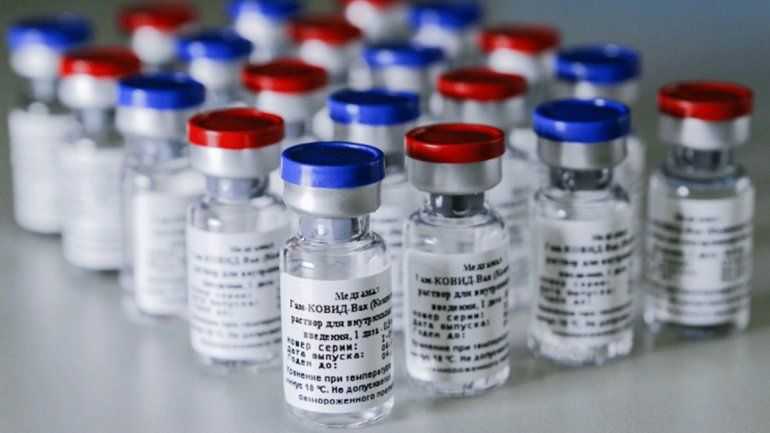 Sputnik V: Brasil suspende el análisis de la vacuna