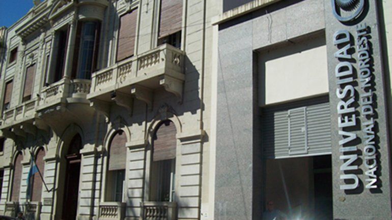 Polémica: una universidad pública de Corrientes quiere empezar a cobrar una cuota a sus estudiantes