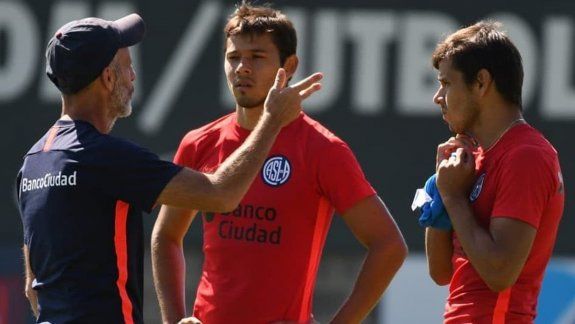 San Lorenzo: Monarriz separó a los hermanos Romero