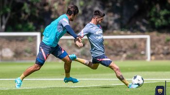 Gustavo Del Prete, delantero de Pumas de México. Gustavo Del Prete, delantero de Pumas de México.