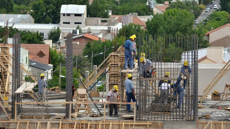 En Neuquén, la construcción creció diez veces más que en el país