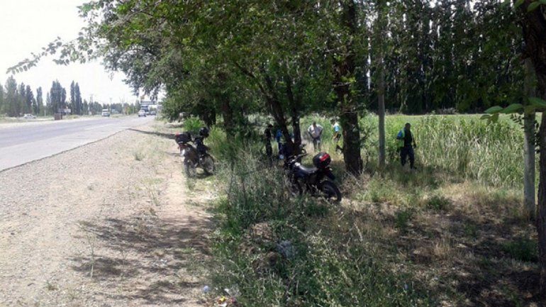 Atraparon a dos motochorros que habían asaltado a una joven que esperaba el colectivo