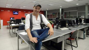 Maravilla, como en casa, en nuestro diario. Dejó mucha tela para cortar previo a la exhibición de hoy. Maravilla, como en casa, en nuestro diario. Dejó mucha tela para cortar previo a la exhibición de hoy.