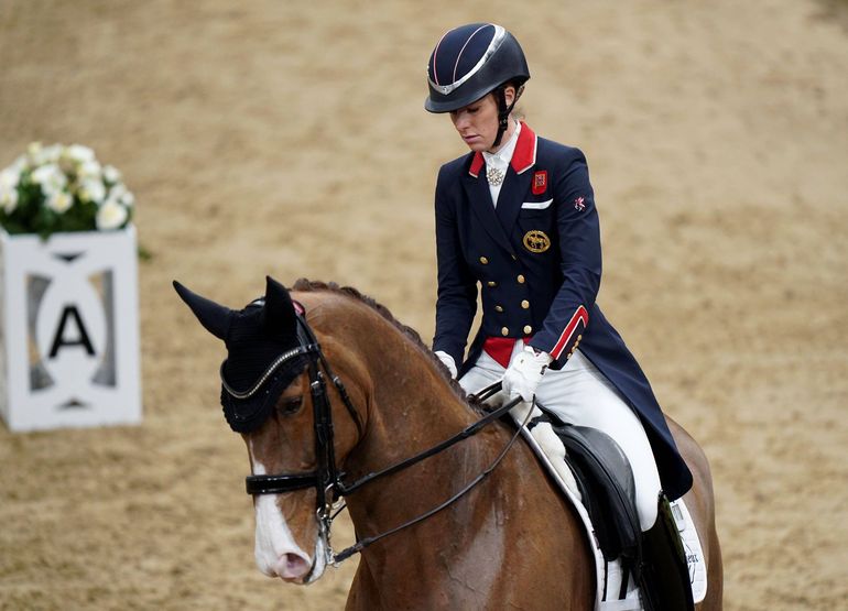 Charlotte Dujardin tiene una vasta trayectoria en los Juegos Olímpicos, obtuvo medallas de oro en Londres 2012 y en Río 2016 y en Tokio 2020 obtuvo dos medalles de bronce. Foto: Google. Charlotte Dujardin tiene una vasta trayectoria en los Juegos Olímpicos, obtuvo medallas de oro en Londres 2012 y en Río 2016 y en Tokio 2020 obtuvo dos medalles de bronce. Foto: Google.