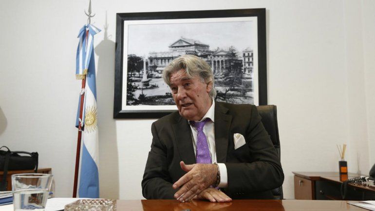 Armando Pérez se reunió con los veedores