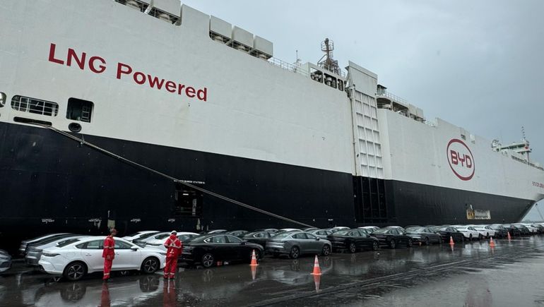 BYD Changzhou , el buque que llega a la Argentina. Foto: @jorgemoraes. BYD Changzhou , el buque que llega a la Argentina. Foto: @jorgemoraes.