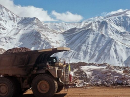 El sector minero se consolida como uno de los pilares de la estrategia económica del Gobierno. El sector minero se consolida como uno de los pilares de la estrategia económica del Gobierno.