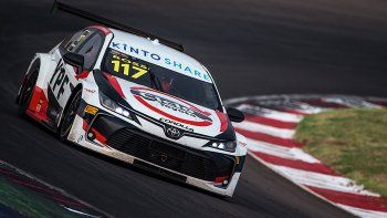 Matías Rossi pudo revertir un domingo complicado tras accidentarse en clasificación y llegó 10mo en la segunda final del Stock Car en Cascavel Matías Rossi pudo revertir un domingo complicado tras accidentarse en clasificación y llegó 10mo en la segunda final del Stock Car en Cascavel