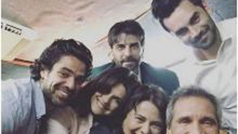 Las selfies en las grabaciones muestran a los protagonistas.