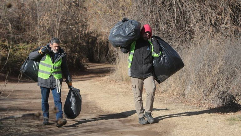 Península Hiroki: cómo afecta la crecida de los ríos este atractivo turístico de Neuquén