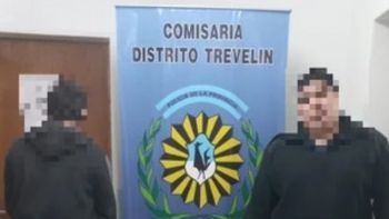 El frustrado ladrón está acusado de tentativa de robo y lesiones agravadas, luego de herir a un policía de Chubut con un cuchillo. El frustrado ladrón está acusado de tentativa de robo y lesiones agravadas, luego de herir a un policía de Chubut con un cuchillo.