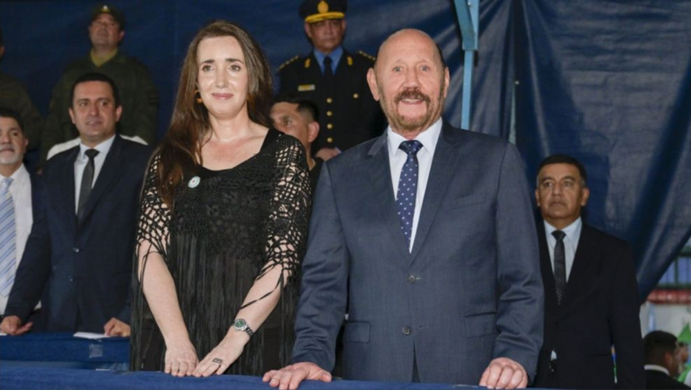 La vicepresidenta se mostró con el goberandor peronista y causó gran enojo en el ala libertaria.