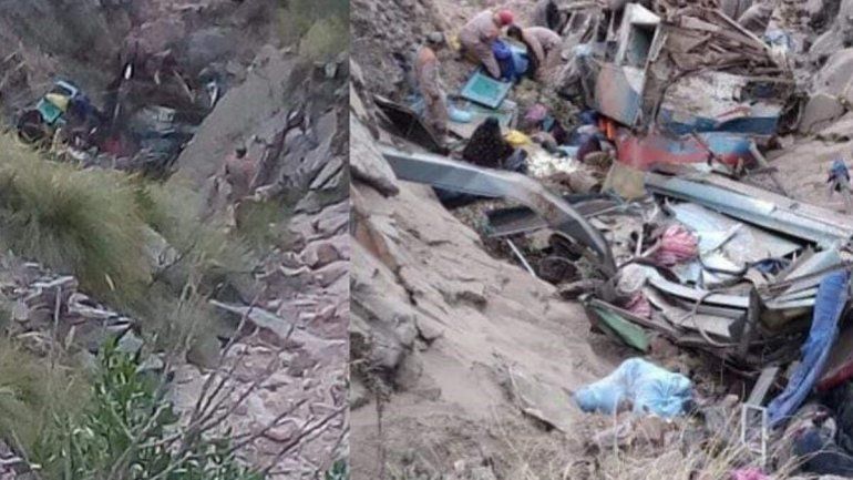 Bolivia: al menos 34 muertos tras desbarrancarse un ómnibus