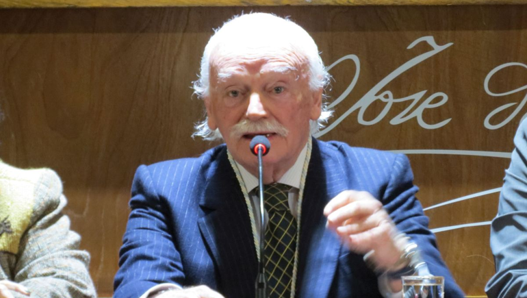 Polémica: echaron por WhatsApp a un funcionario del Gobierno Nacional