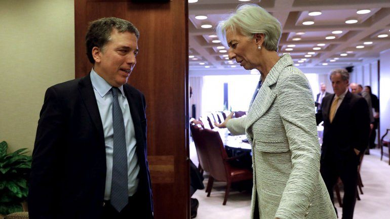 El FMI manda a su equipo para revisar el plan acordado