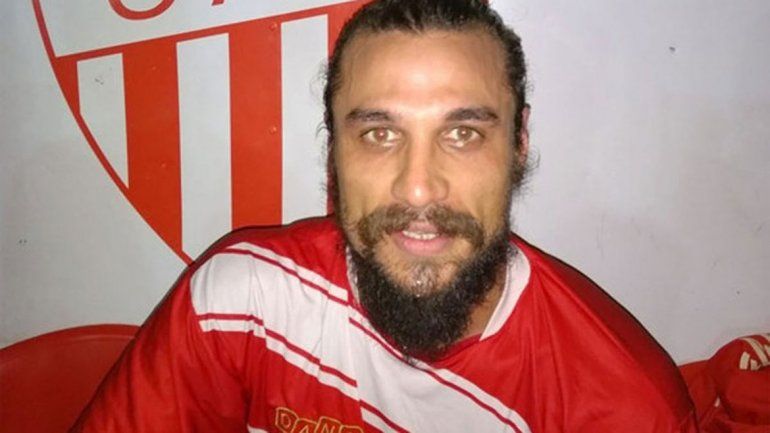 Daniel Osvaldo vuelve al fútbol en el club de su barrio
