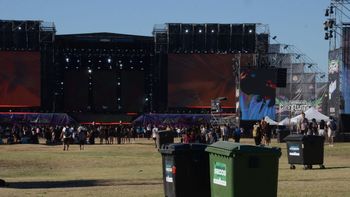 La limpieza en la Fiesta de la Confluencia es una de las clave de la organización La limpieza en la Fiesta de la Confluencia es una de las clave de la organización