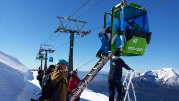 rescataron a 300 personas por falla en las telecabinas rescataron a 300 personas por falla en las telecabinas