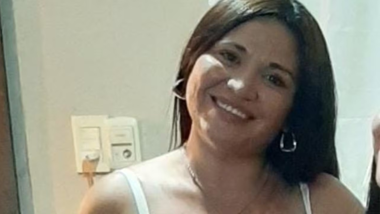 La mujer que era intensamente buscada apareció con vida en un domicilio de La Cumbre. La mujer que era intensamente buscada apareció con vida en un domicilio de La Cumbre.