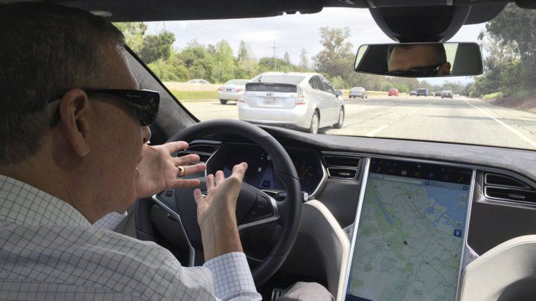 Joshua Brown (45) subía videos mostrando las bondades del automóvil.