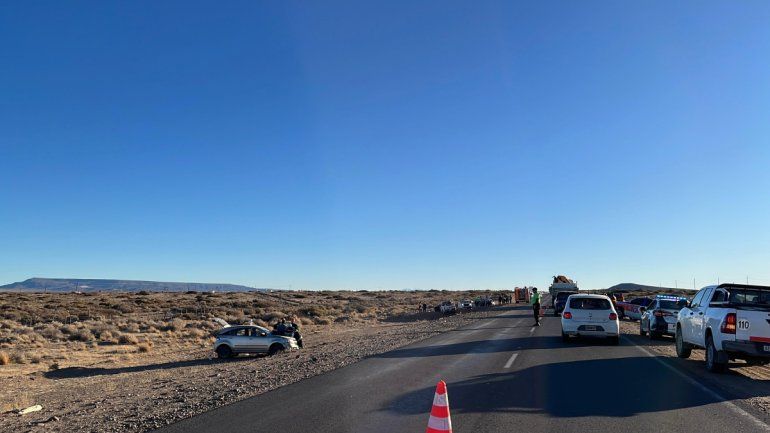 Ruta 22: otro violento accidente de tránsito involucró a una camioneta petrolera