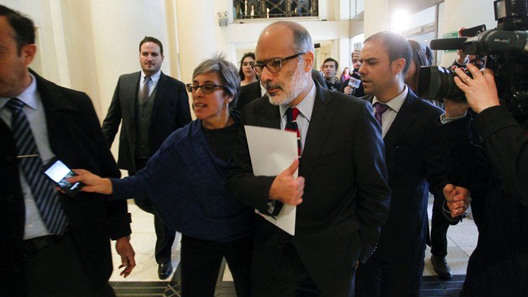 Estas salidas provocan un sacudón en la gestión del gobierno chileno.