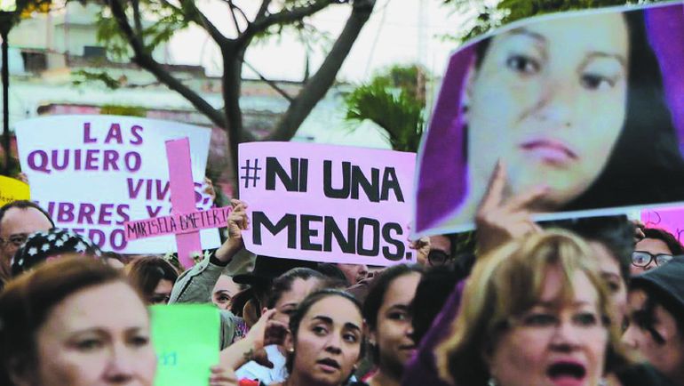 El Gobierno insiste en que la figura de femicidio es una exageración, aún cuando hay uno cada 34 horas. El Gobierno insiste en que la figura de femicidio es una exageración, aún cuando hay uno cada 34 horas.