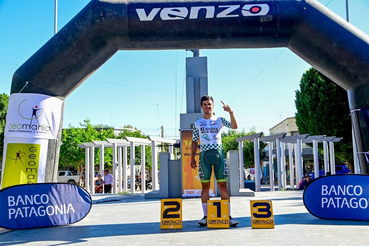 Leonardo Cobarrubia se adueñó de la Vuelta al Valle 2024