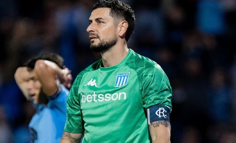 El neuquino Gabriel Arias cerró su cuenta de Instagram por las críticas y podría salir del equipo