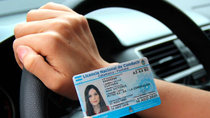 Licencias de conducir, si tenes infracciones de tránsito, no podrás renovarla.