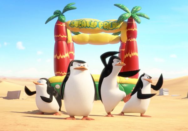Los pingüinos se cortan solos y copan   los cines
