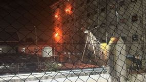 Motín en la cárcel de Devoto: presos quemaron colchones en protesta por el cierre del centro de estudiantes