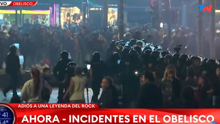 Incidentes en la zona del Obelisco con los vendedores ambulantes.