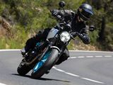 Royal Enfrield Guerrilla 450, una de las motos elegidas por la Inteligencia Artificial. 