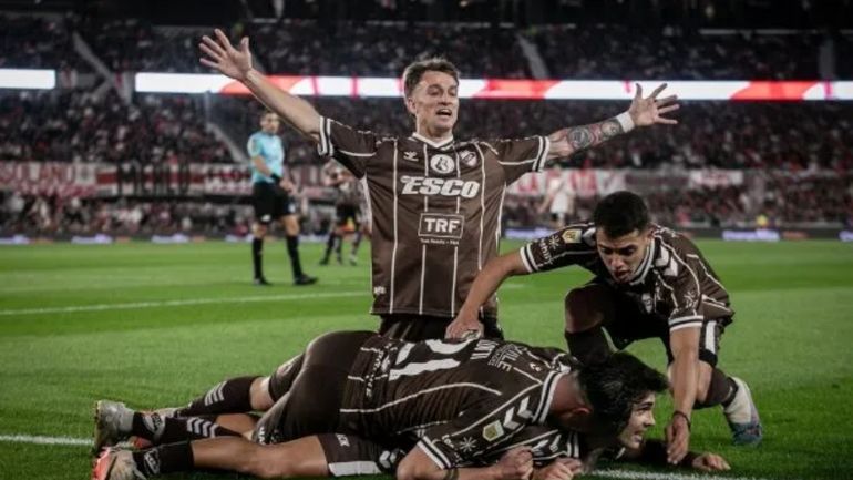 Platense volvi&oacute; a hacer historia