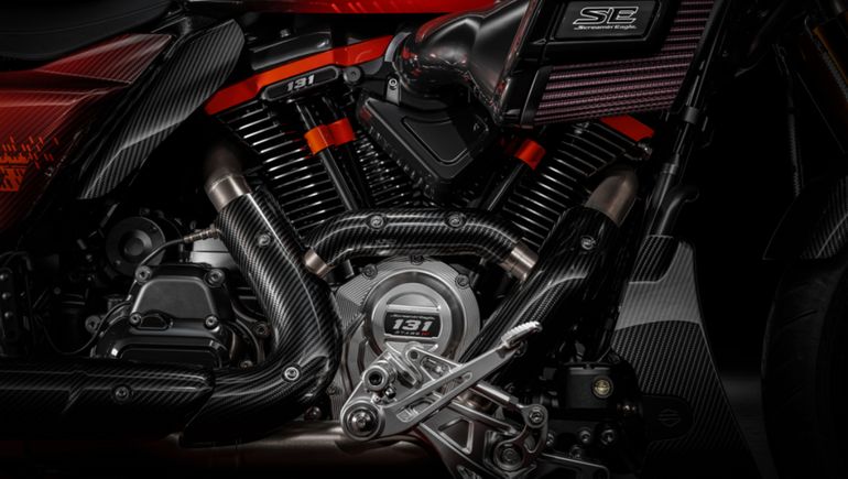 El tremendo motor de la Harley-Davidson CVO Road Glide RR. El tremendo motor de la Harley-Davidson CVO Road Glide RR.