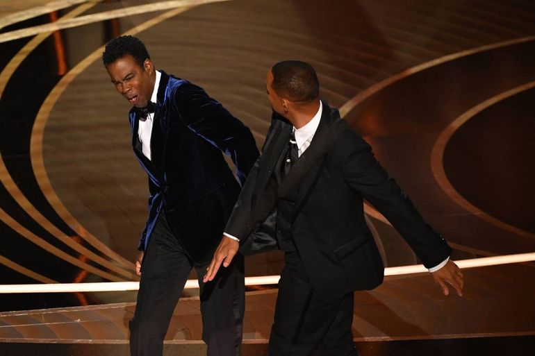 Escándalo en los Oscar: Will Smith le pegó una trompada al presentador por un chiste