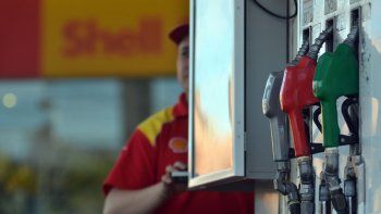 Hasta el 70% de las ventas es con tarjetas en algunas estaciones de servicio de Neuquén, dijo Carlos Pinto (foto).