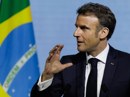 Emmanuel Macron,sugirió volver a empezar de cero la redacción de un nuevo pacto Mercosur-UE. Emmanuel Macron,sugirió volver a empezar de cero la redacción de un nuevo pacto Mercosur-UE.