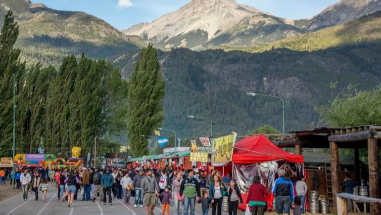 Durante enero y febrero se suceden las fiestas populares en la comarca andina de Chubut.