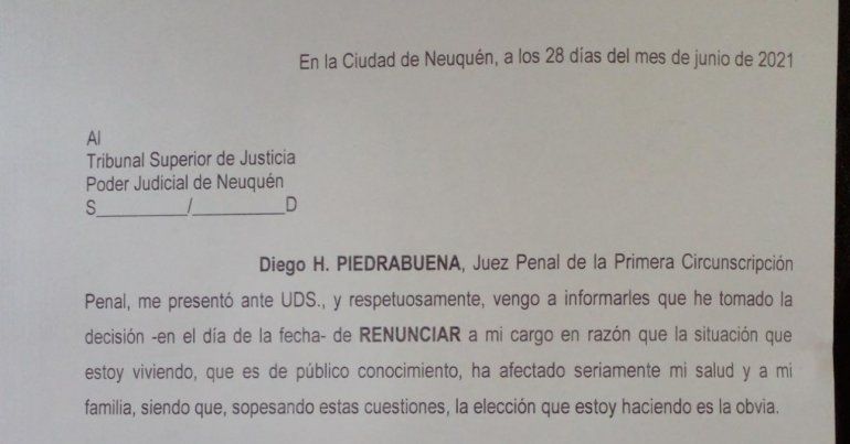 El juez Piedrabuena presentó su renuncia ante el TSJ.