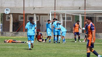 regional amateur: sorpresas, polemicas y un clasificado tras la cuarta fecha regional amateur: sorpresas, polemicas y un clasificado tras la cuarta fecha