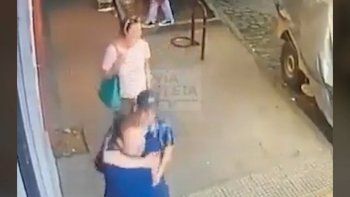 Video: turista sufrió un violento ataque en pleno barrio de Palermo